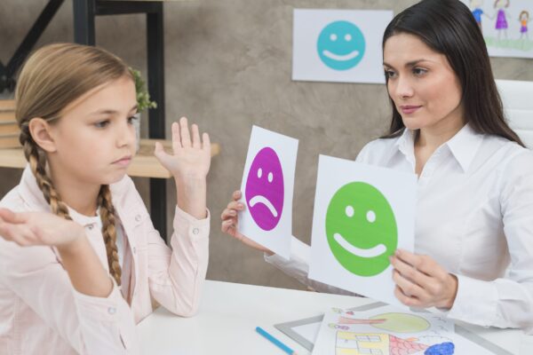kind- en jongerencoach, helpen met zelfvertrouwen en sociale en emotionele ontwikkeling